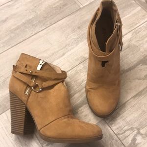 JUSTFAB Tan booties